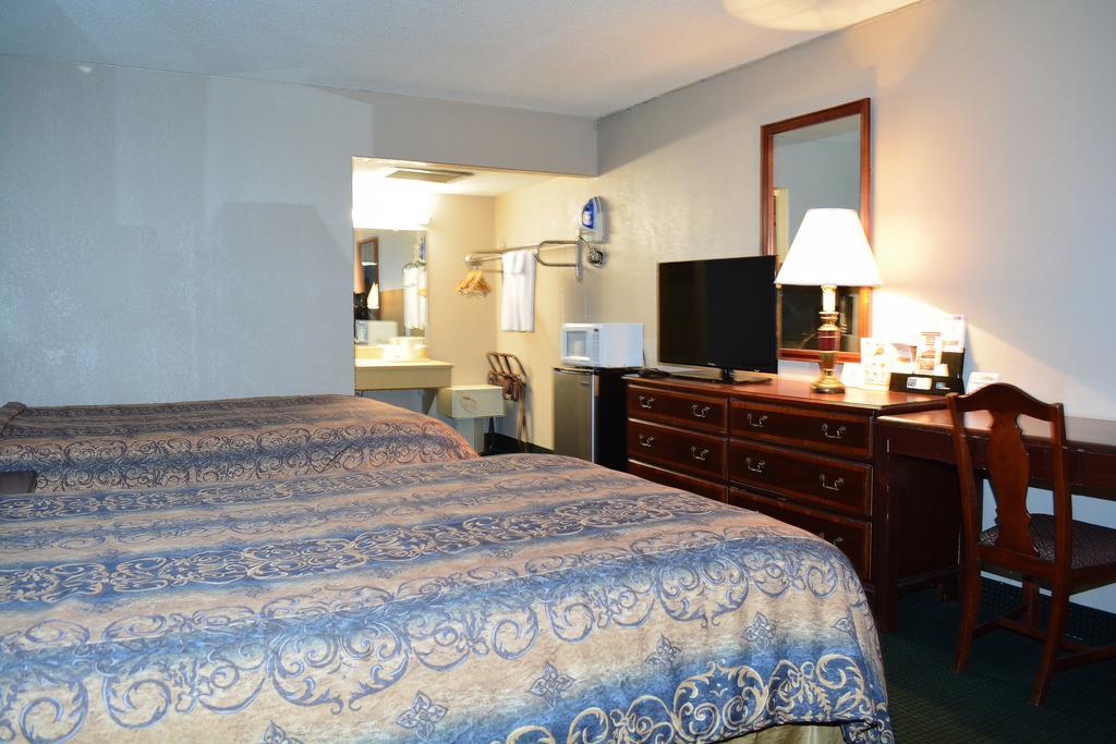 Red Carpet Inn And Suites سكرانتون المظهر الخارجي الصورة